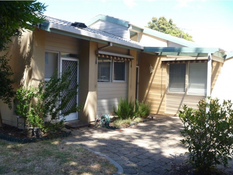 1/9-11 Orchard Street, Glen Waverley VIC 3150