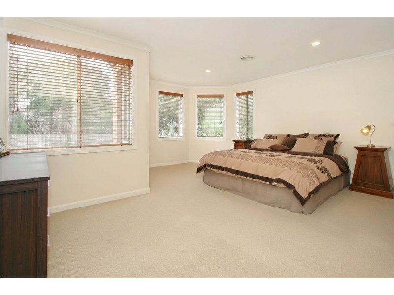 48 Callaghan Avenue, Glen Waverley VIC 3150