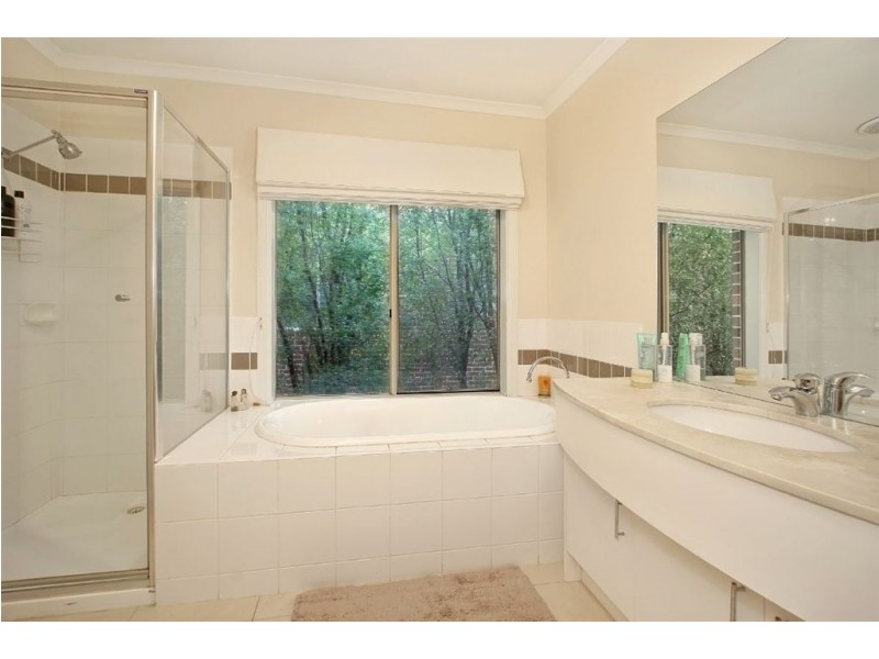 48 Callaghan Avenue, Glen Waverley VIC 3150