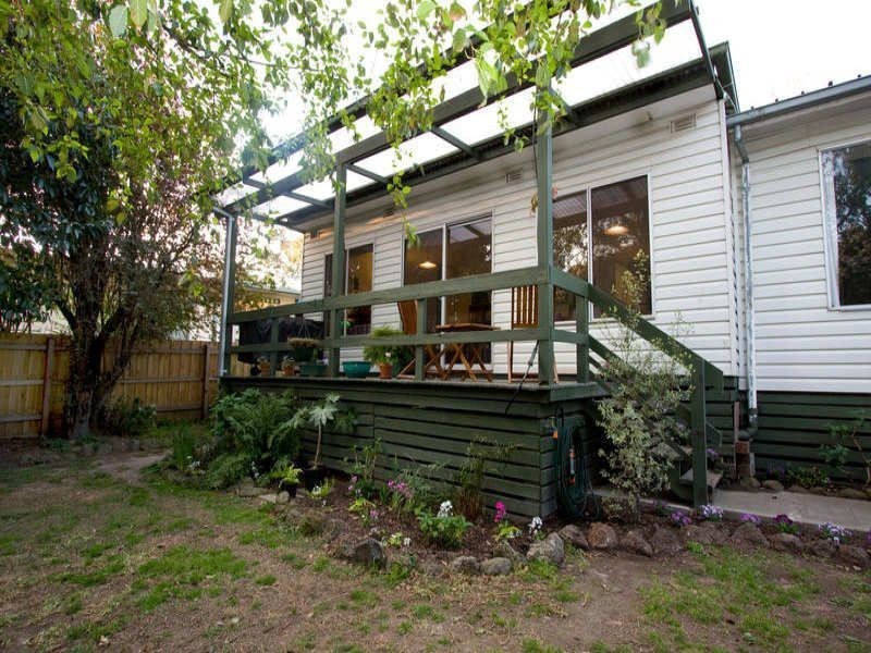 32 Lincoln Avenue, Glen Waverley VIC 3150