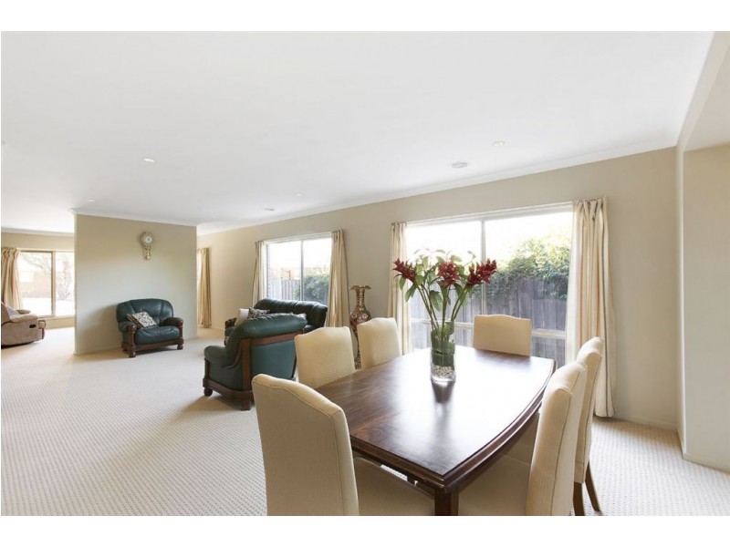 59 Mary Avenue, Wheelers Hill VIC 3150