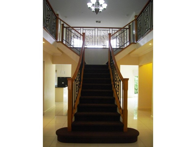 13 Montvale Mews, Mount Waverley VIC 3149