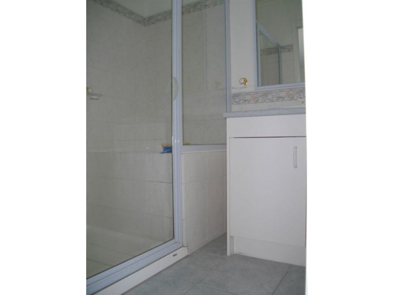 1/10 Chivers Avenue, Glen Waverley VIC 3150