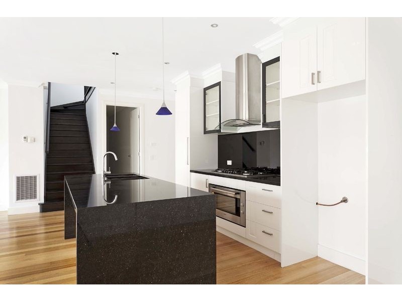 2/614-616 High Street Road, Glen Waverley VIC 3150