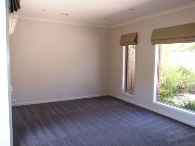 2/41 Myers Avenue, Glen Waverley VIC 3150