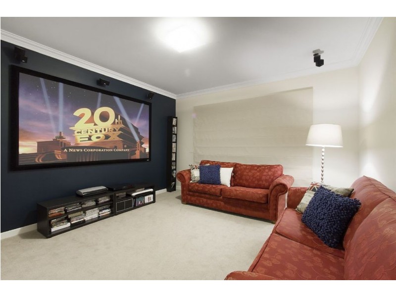 12 Redleaf Way, Wheelers Hill VIC 3150