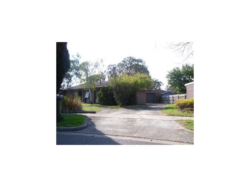 5 Agnes Court, Glen Waverley VIC 3150