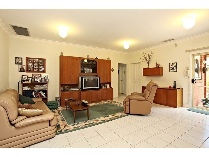 1/20 Barbara Avenue, Glen Waverley VIC 3150