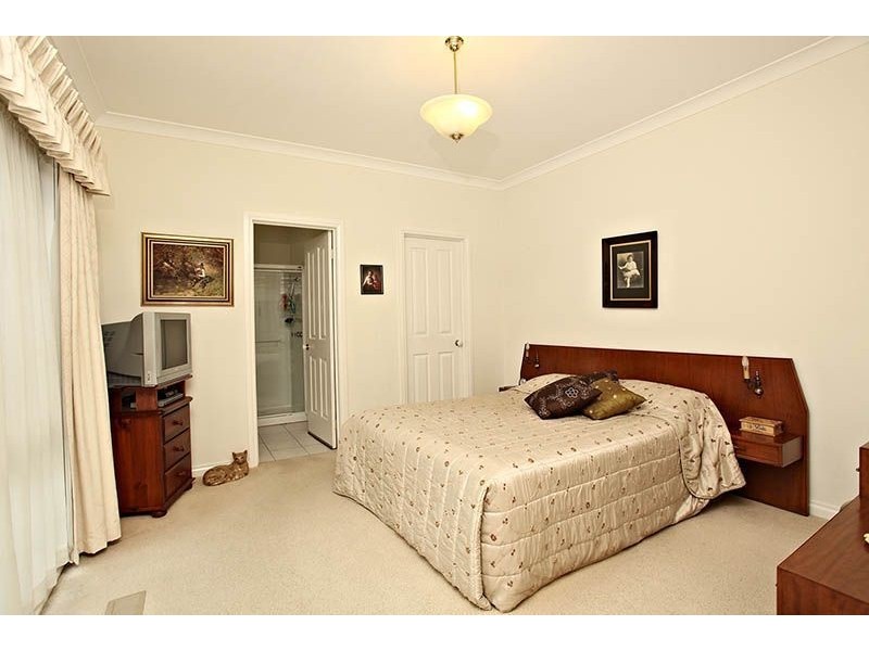 1/20 Barbara Avenue, Glen Waverley VIC 3150