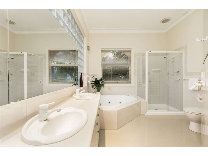 55 Campbell Street, Glen Waverley VIC 3150