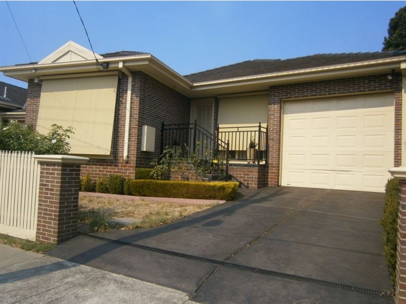 2/51 Summit Crescent, Glen Waverley VIC 3150