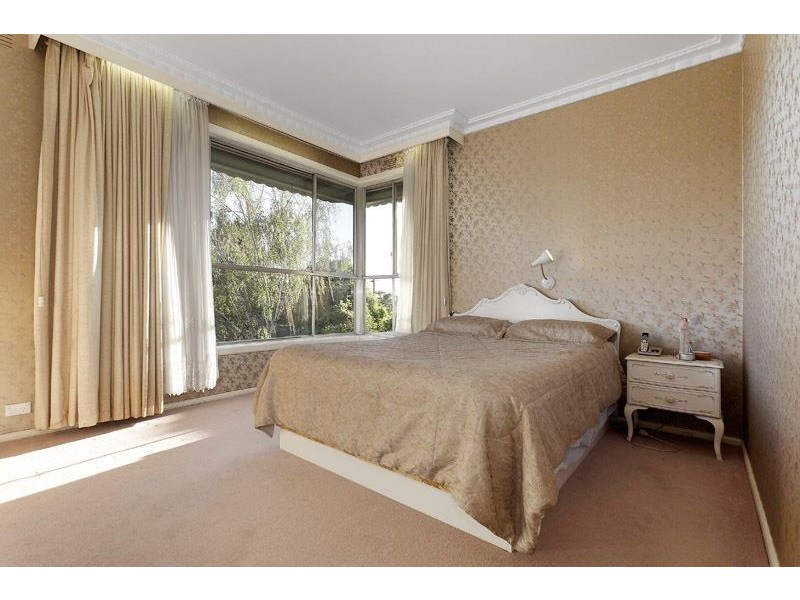 33 Stocks Road, Mount Waverley VIC 3149