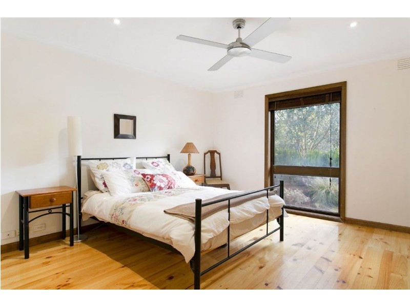 22 Wilton Crescent, Wheelers Hill VIC 3150
