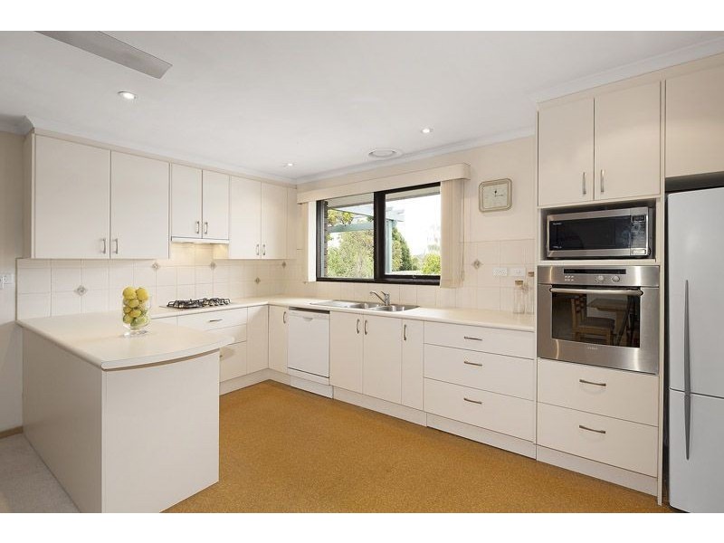 10 Cavill Court, Vermont South VIC 3133