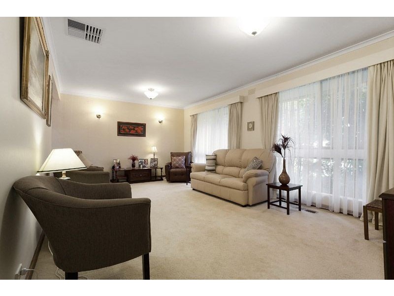 3 Crosby Drive, Glen Waverley VIC 3150