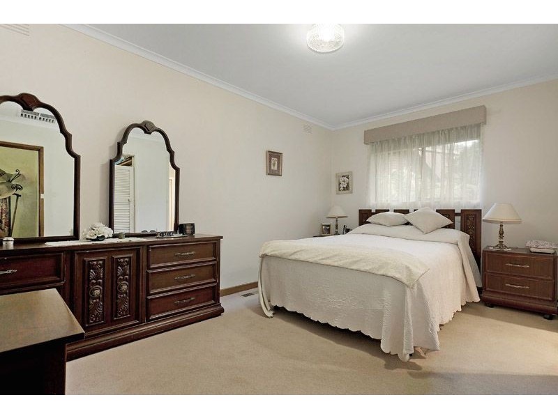 3 Crosby Drive, Glen Waverley VIC 3150