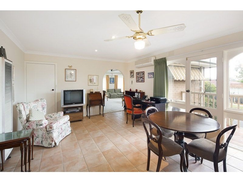 43 Meadowbrook Drive, Wheelers Hill VIC 3150