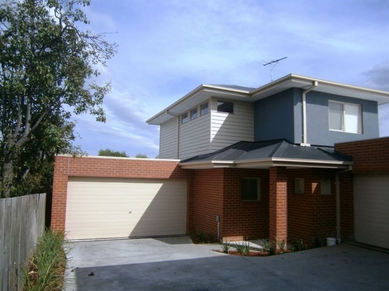 2/95 Huntingdale Road, Chadstone VIC 3148