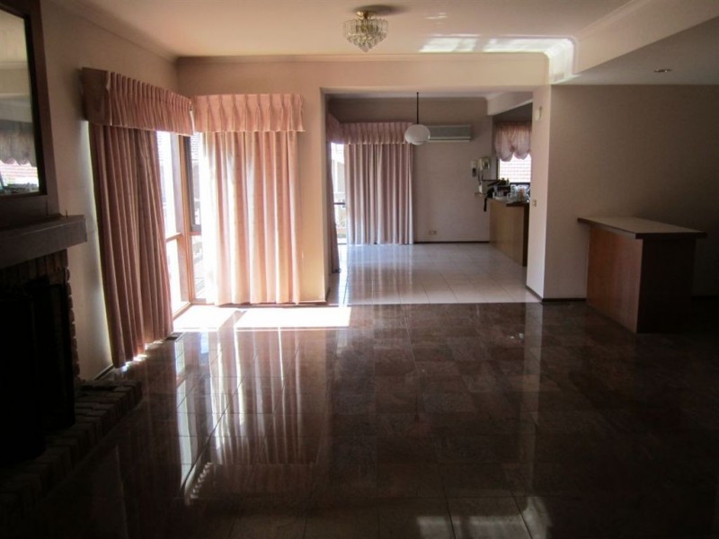 117 Grandview Road, Wheelers Hill VIC 3150