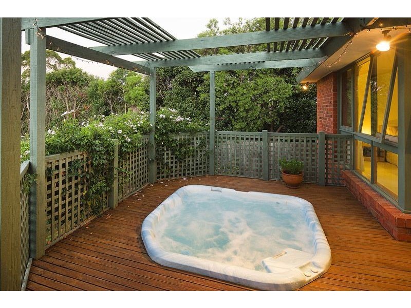 40 Madigan Drive, Glen Waverley VIC 3150