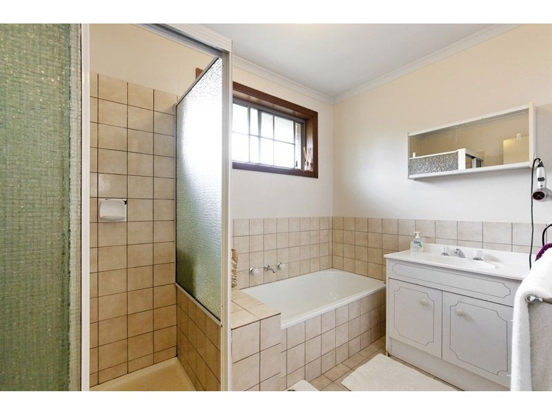 1/14 Hillard Court, Wheelers Hill VIC 3150