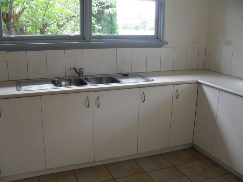 1/5 Kuebler Street, Glen Waverley VIC 3150