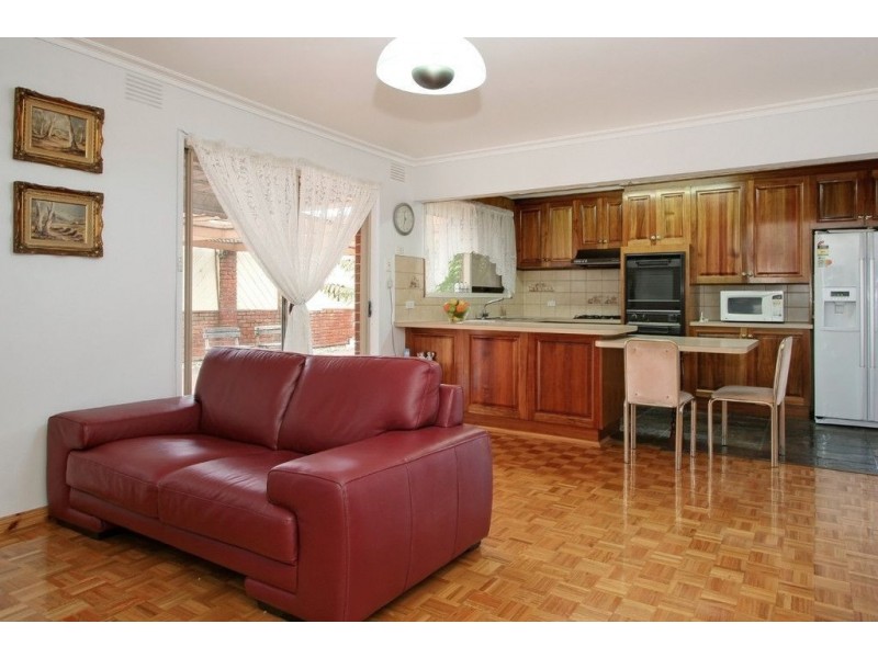 21 Minerva Crescent, Vermont South VIC 3133