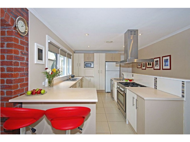 20 Creswick Street, Glen Waverley VIC 3150