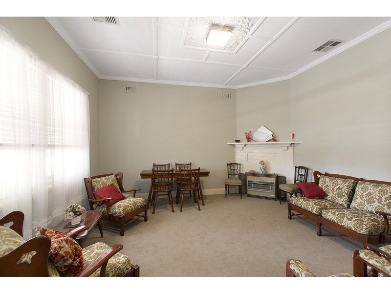 16 Edna Street, Malvern East VIC 3145