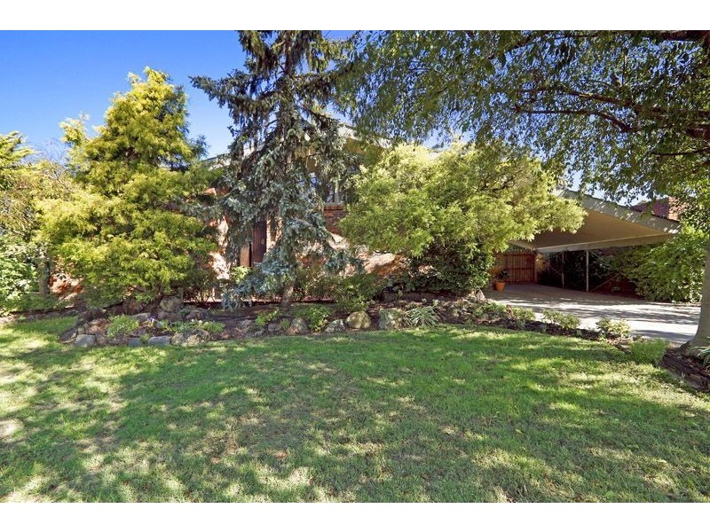 16 Creswick Street, Glen Waverley VIC 3150