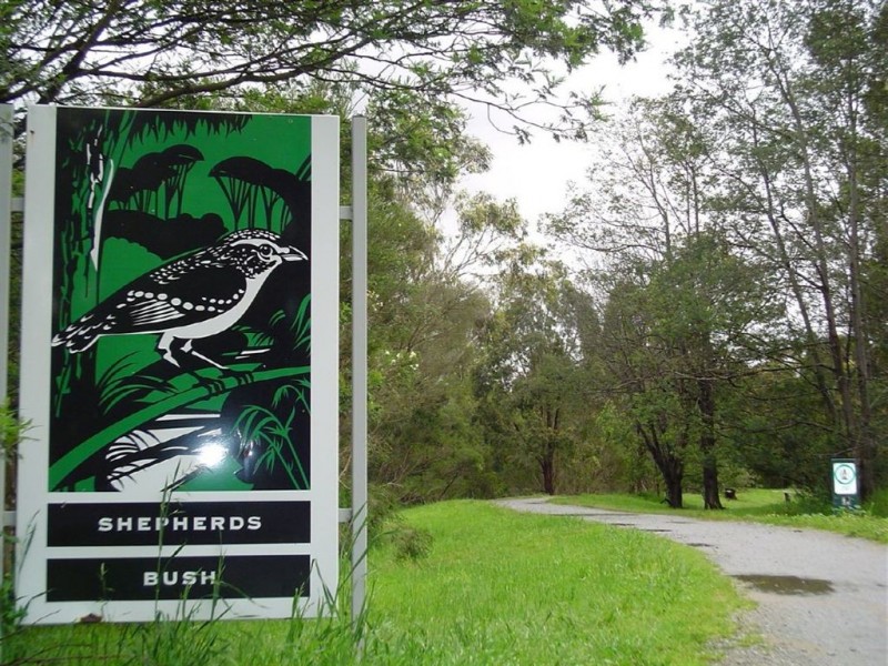 9 Newton Grove, Glen Waverley VIC 3150