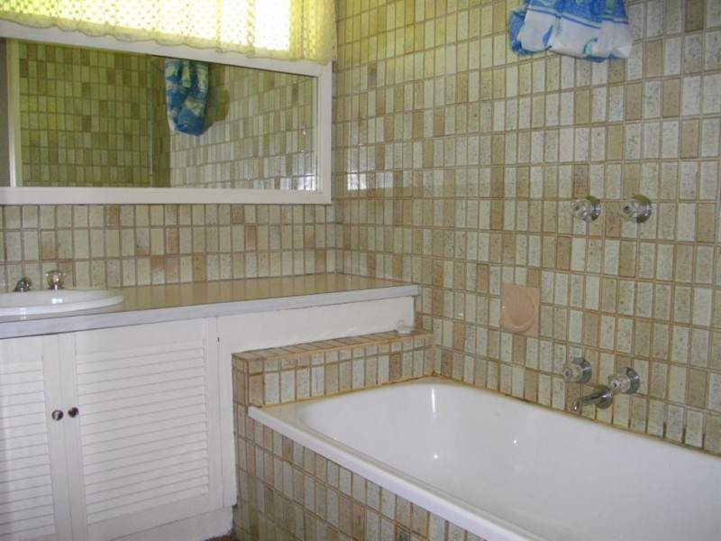 877 Waverley Road, Glen Waverley VIC 3150