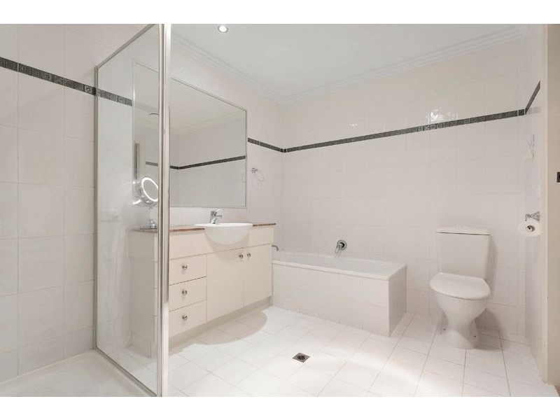 21/781 Whitehorse Road, Mont Albert VIC 3127