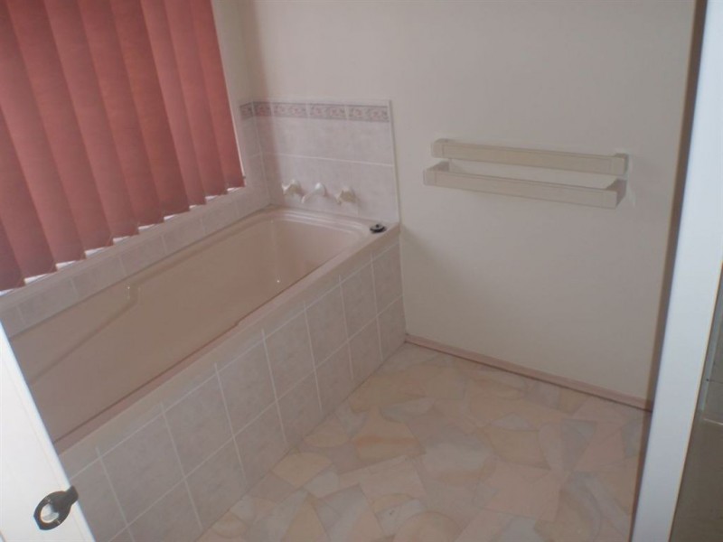 9 Sara Drive, Wheelers Hill VIC 3150