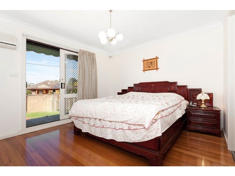 15 Tanner Street, Glen Waverley VIC 3150