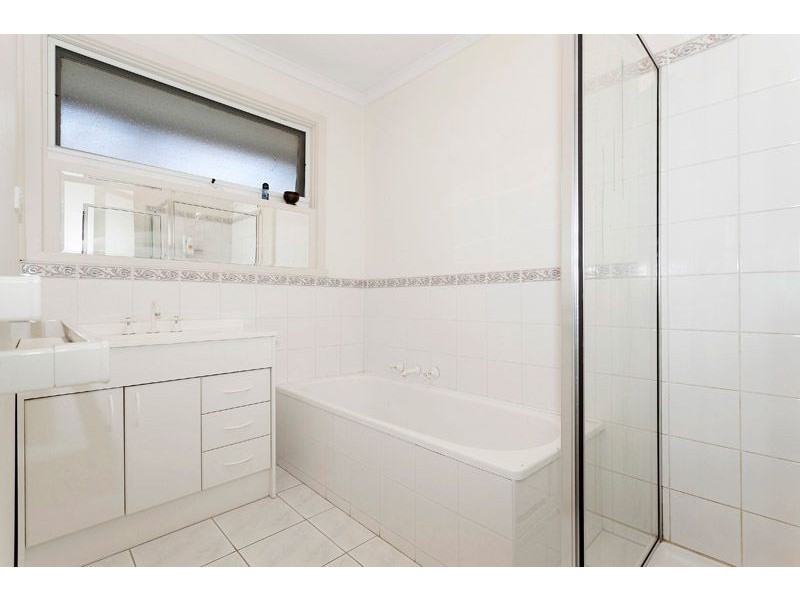 15 Tanner Street, Glen Waverley VIC 3150