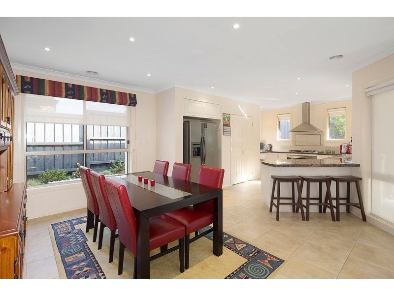 38 Camville Road, Mulgrave VIC 3170