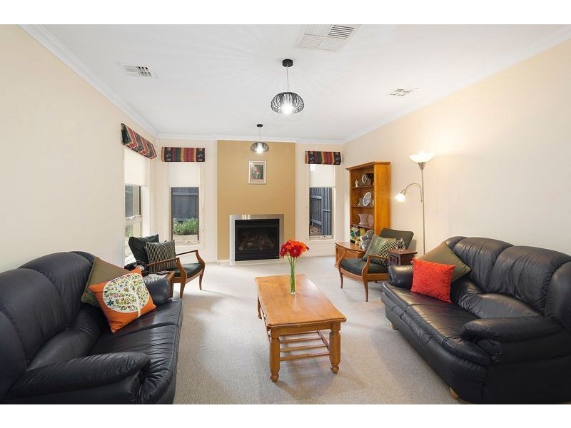 38 Camville Road, Mulgrave VIC 3170