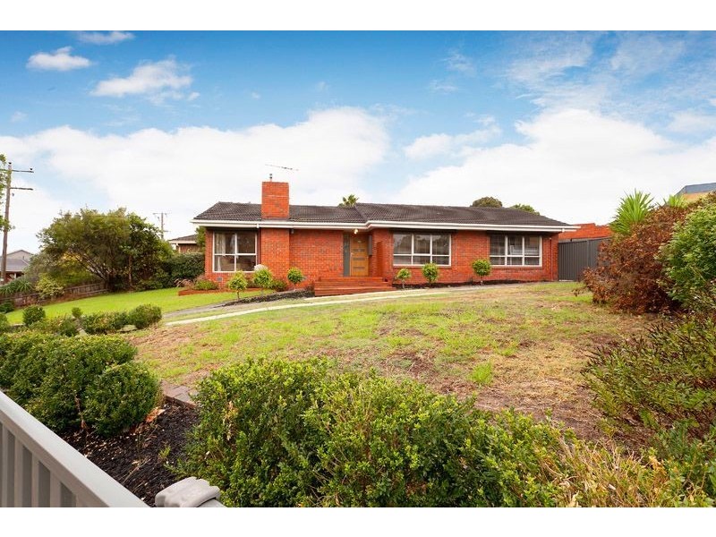 32 Monash Drive, Mulgrave VIC 3170