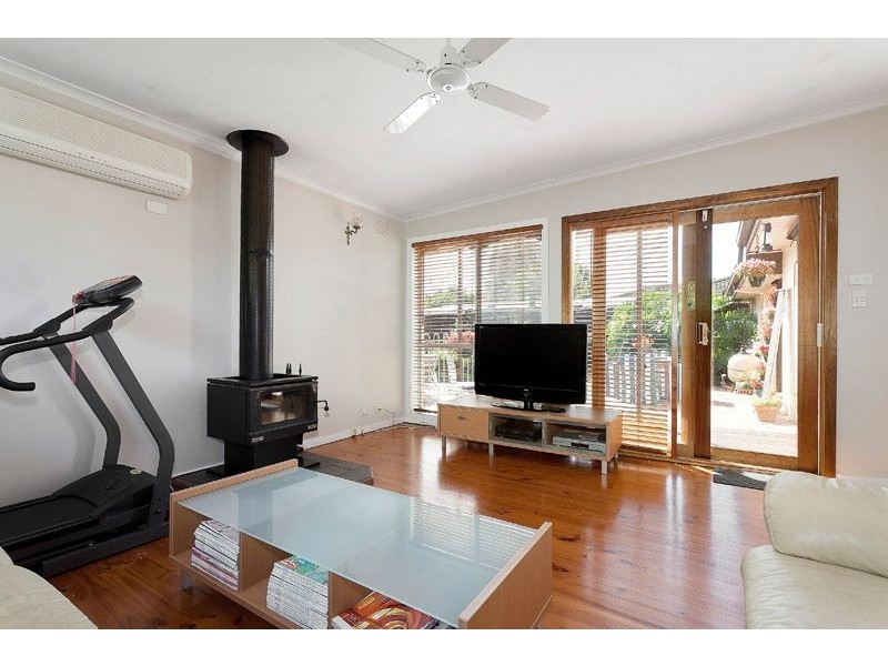 55 Threadbow Crescent, Wheelers Hill VIC 3150