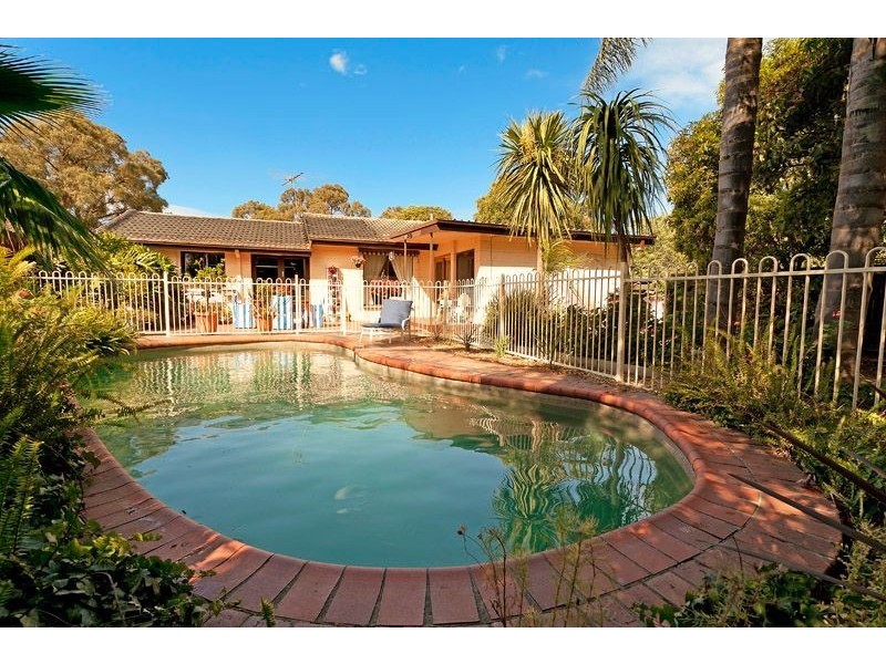 55 Threadbow Crescent, Wheelers Hill VIC 3150