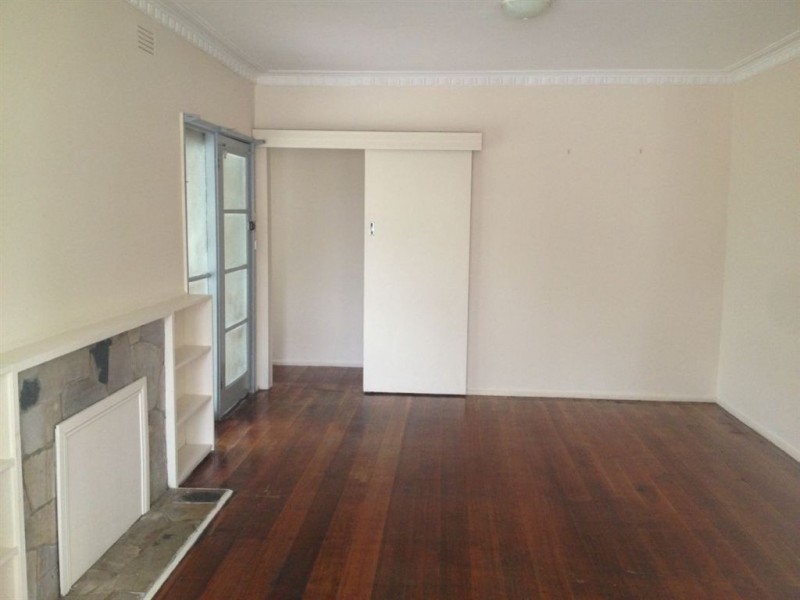 1/5 Kuebler Street, Glen Waverley VIC 3150