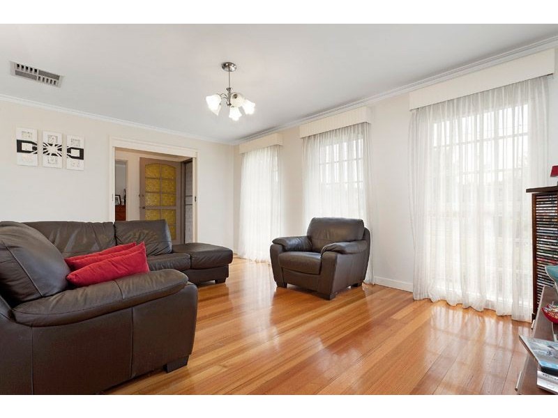 101 Brandon Park Drive, Wheelers Hill VIC 3150