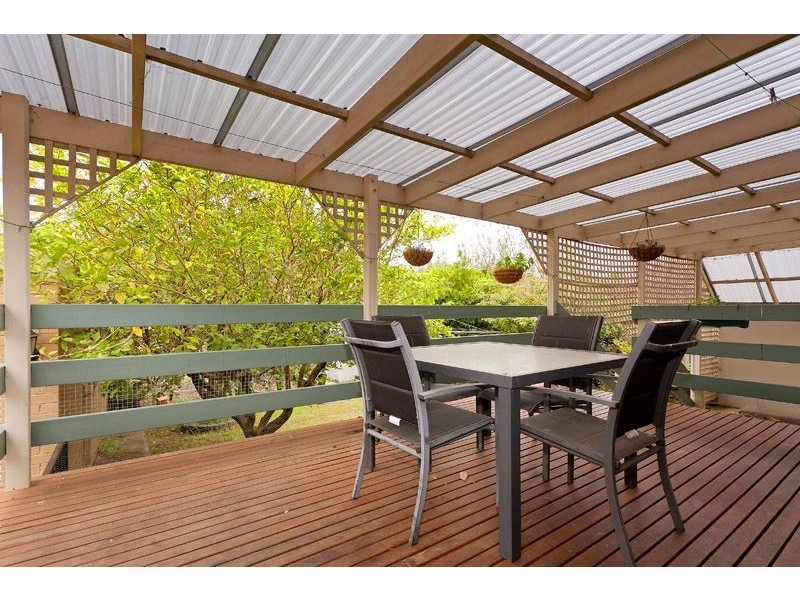 101 Brandon Park Drive, Wheelers Hill VIC 3150