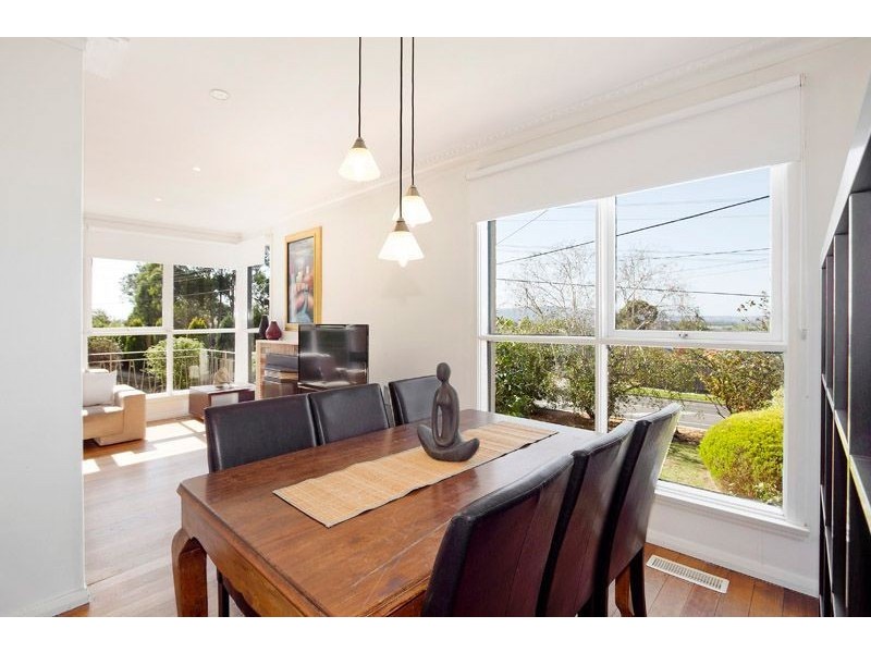 285 Gallaghers Road, Glen Waverley VIC 3150