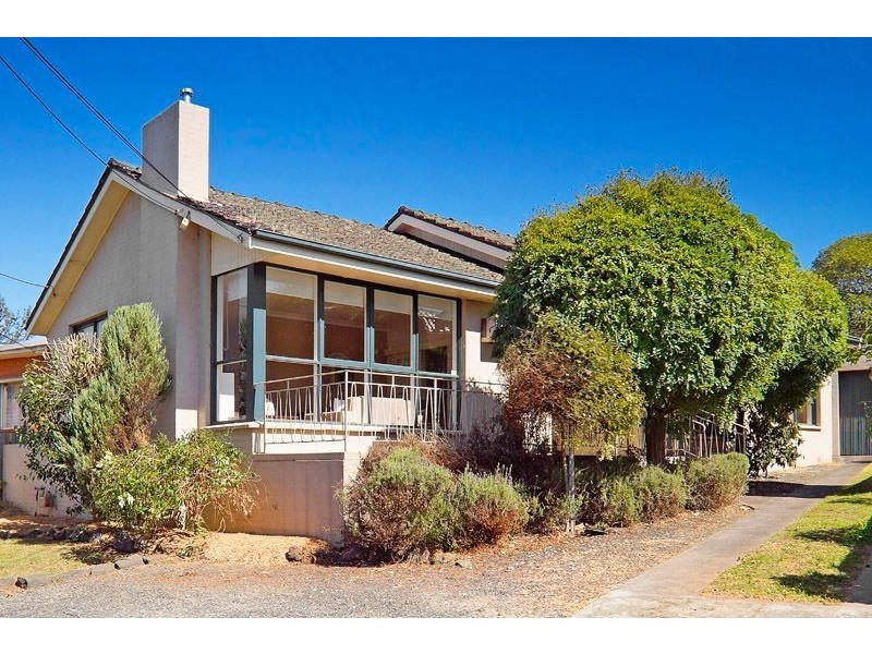 285 Gallaghers Road, Glen Waverley VIC 3150