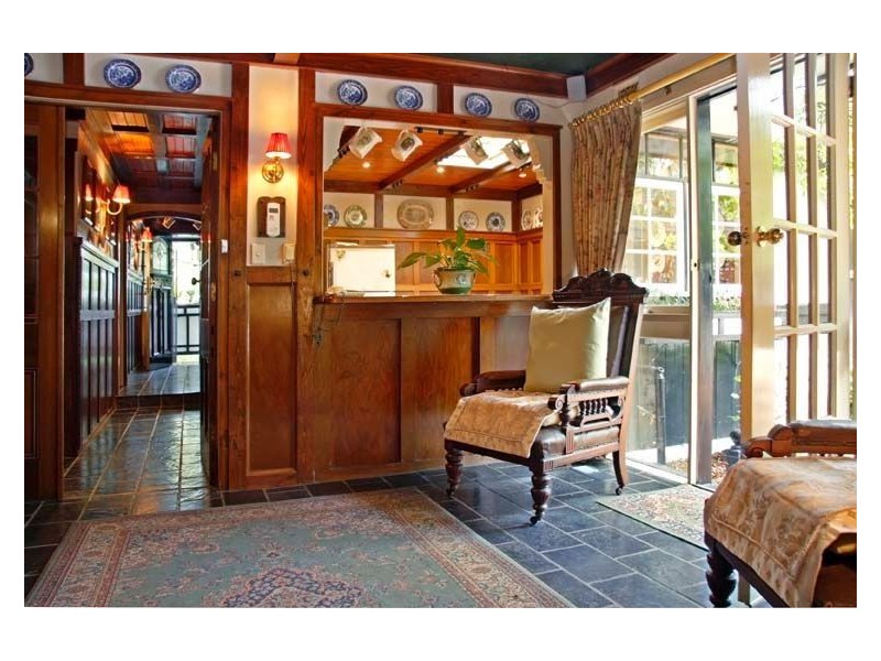 4 Azalea Court, Wheelers Hill VIC 3150