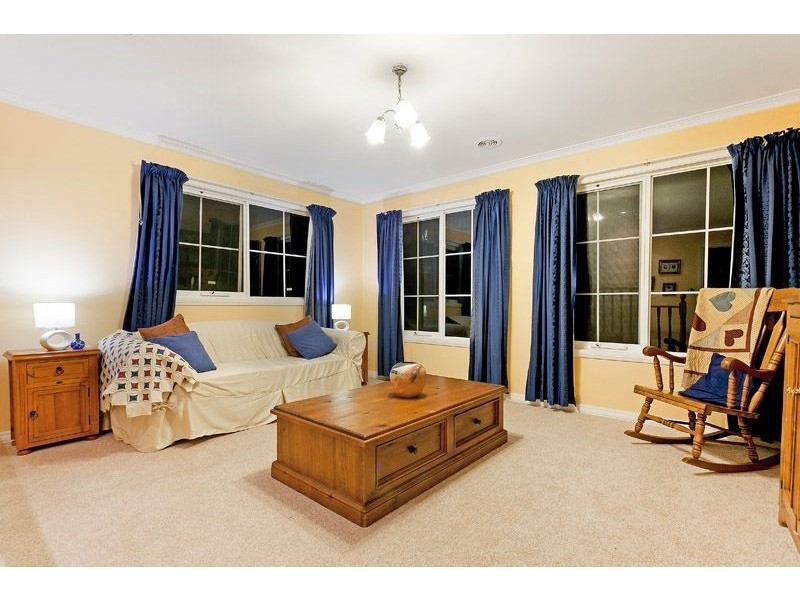 24 Diamond Avenue, Glen Waverley VIC 3150