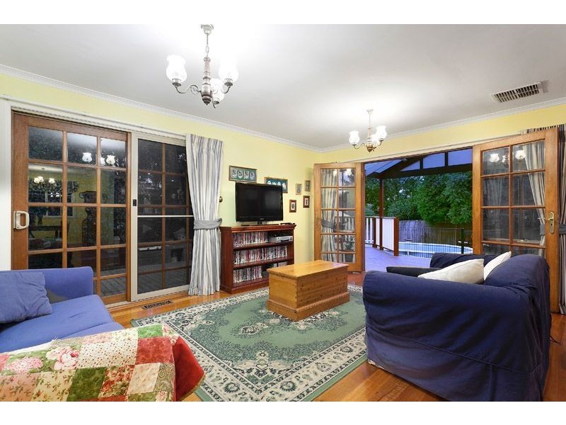 24 Diamond Avenue, Glen Waverley VIC 3150