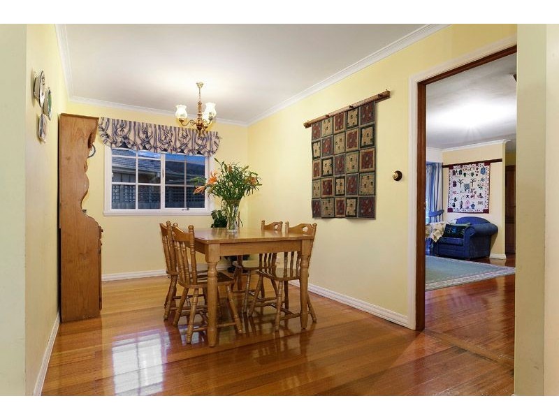 24 Diamond Avenue, Glen Waverley VIC 3150